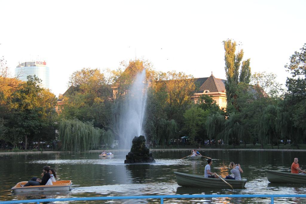 Central Park Bukares Bagian luar foto